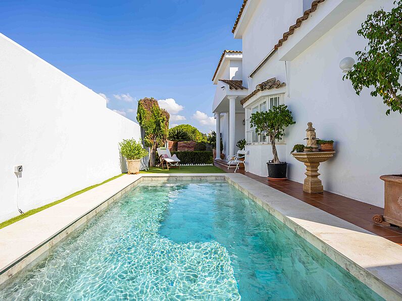 Lamina armada Alkorplan Dune de la colección Ceramic Evolve
 *Garantía 15 años de estanqueidad,
 * Antideslizante clase 3  
 *Textura 3D